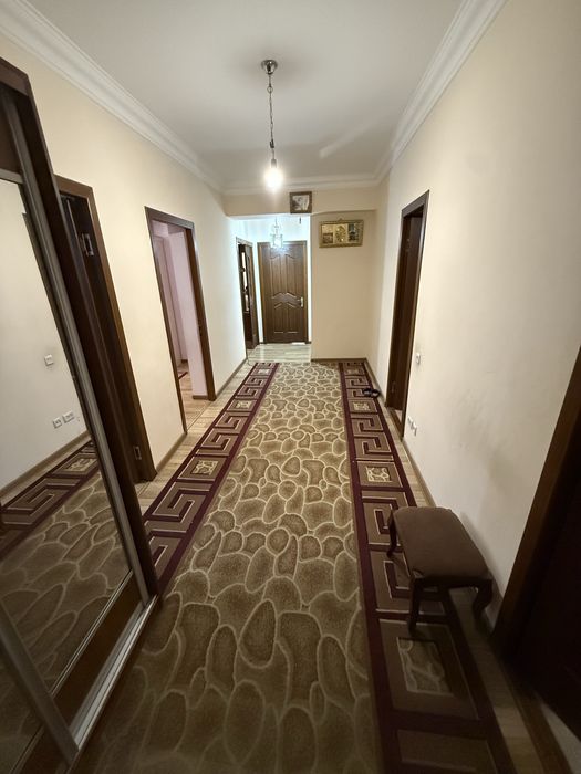 Magic city yonida 2 xonali kavrtira ijaraga beriladi 800$ FAQAT OILA