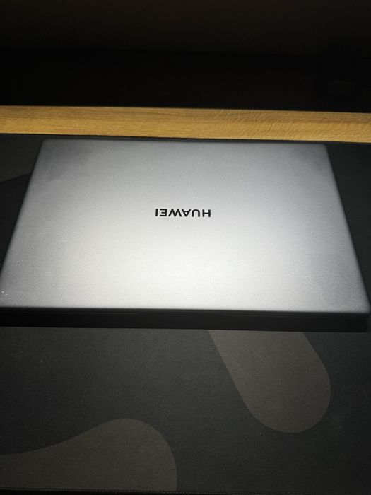 Huawei matebook d15