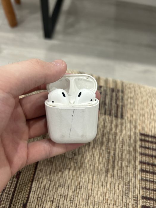 Apple airpods 2 на запчасти