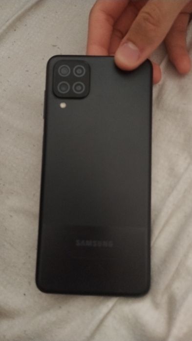 Samsung a12 negru