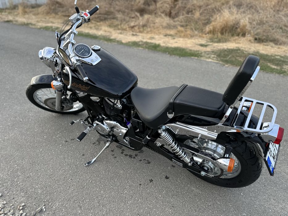 Honda shadow black widow 8700km