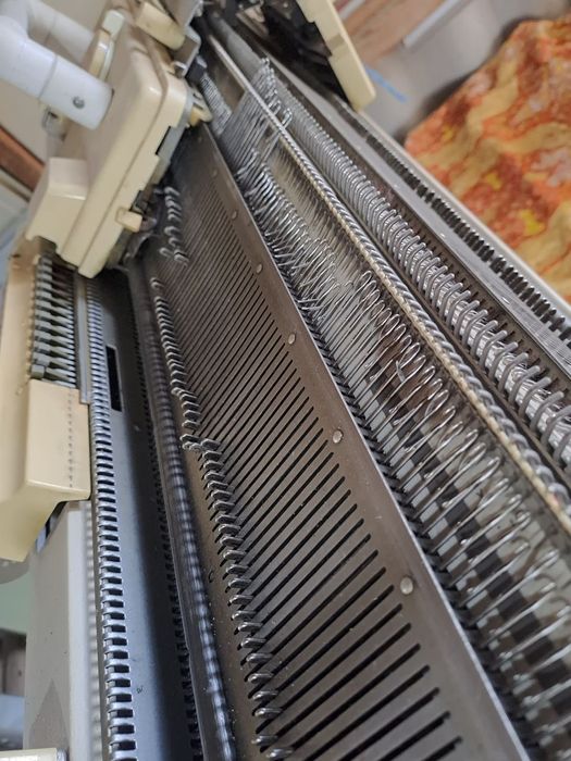 To'qidigan aparat to'ksiz ishliydi. (ruchnoy)