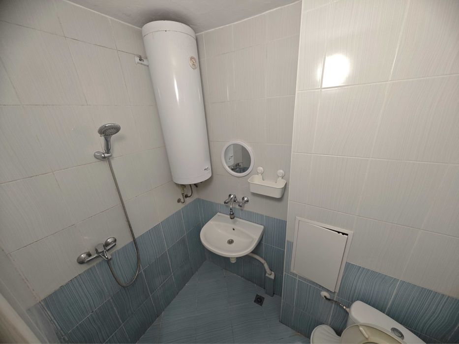 Дава се под наем Двустаен апартамент в Варна, Младост 1 - 41 кв.м за 357 € - Снимка #9