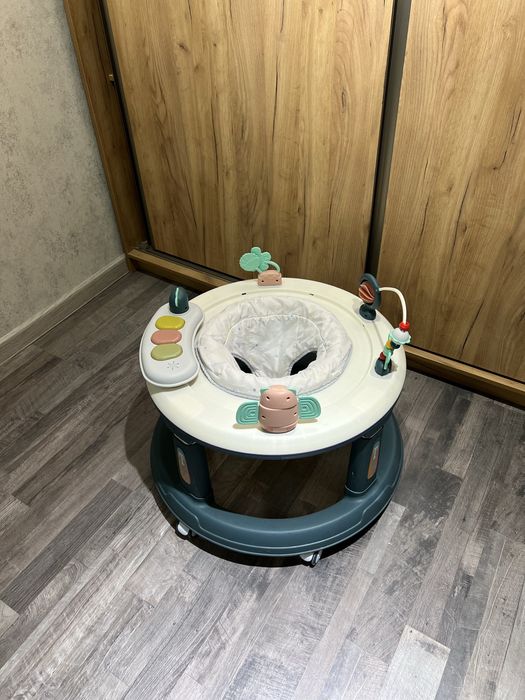 Срочно продам детские ходунки