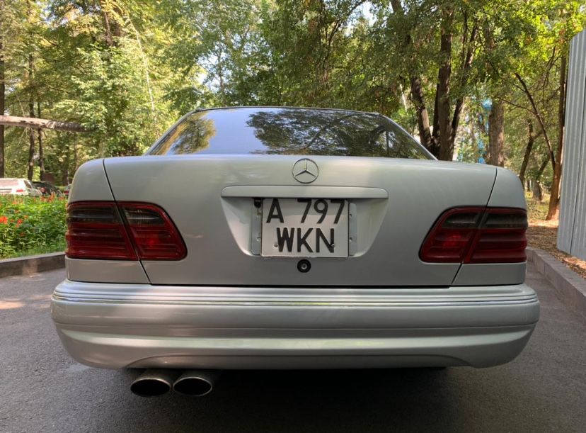 Бампер мерседес 210 рест , дорест , Е50, Е55,