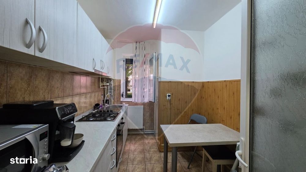 Apartament cu 2 camere de vanzare, parter, str. Predeal, Medias
