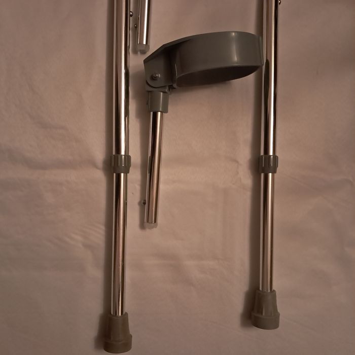 Костыль локтевой регулируемый