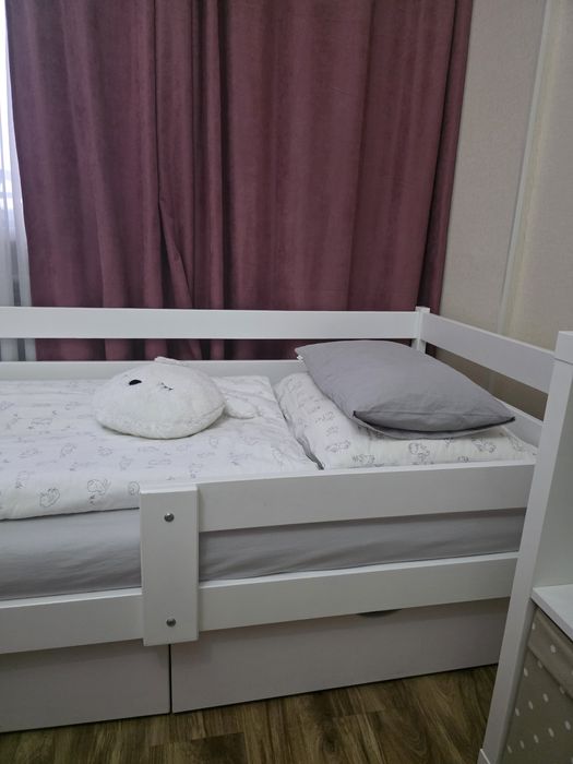 СРОЧНО ПРОДАМ кровать детскую