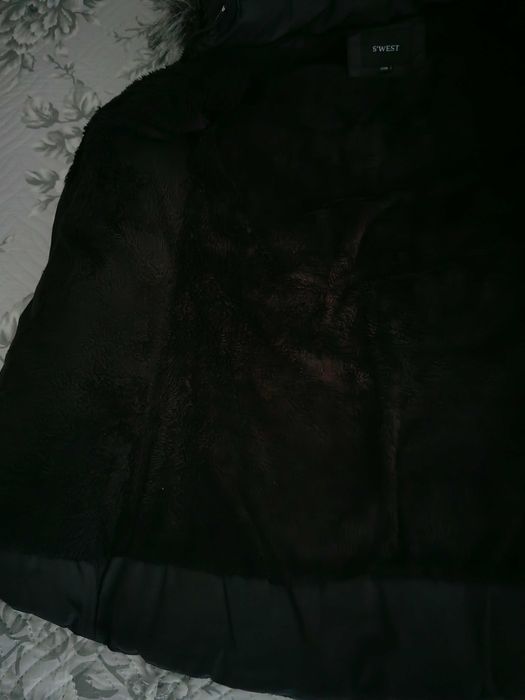 Дамско зимно яке с качулка