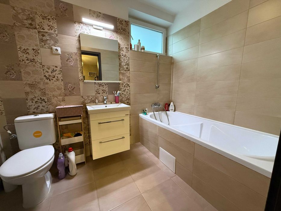 NOU! PF ofer spre inchiriere apartament 3 camere, modern, str.Tineretului 1, Floresti