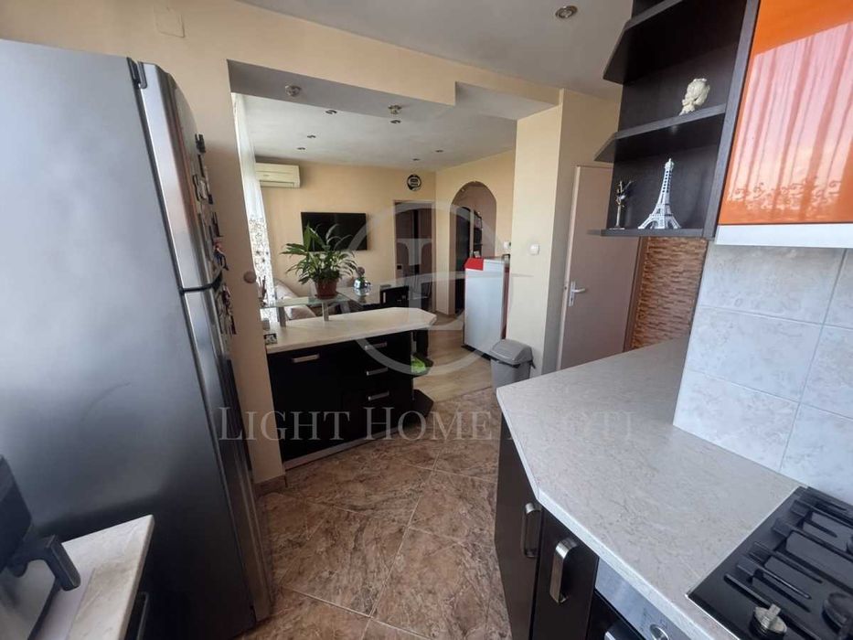 Реф. 2203 Многостаен Обзаведен Стария Град