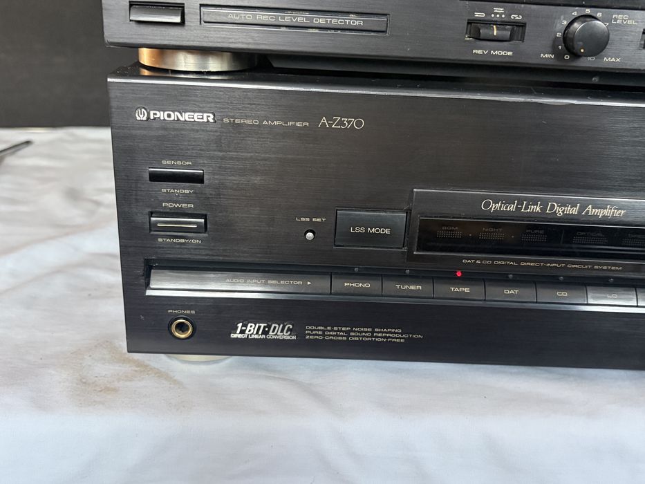 Linie Audio Pioneer A-Z370 Superb
