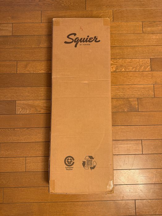Chitara electrica Squier by Fender Debut Stratocaster noua - sigilata.