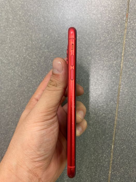 Iphone 11 64gb без ремонта , акмулятор 71%
