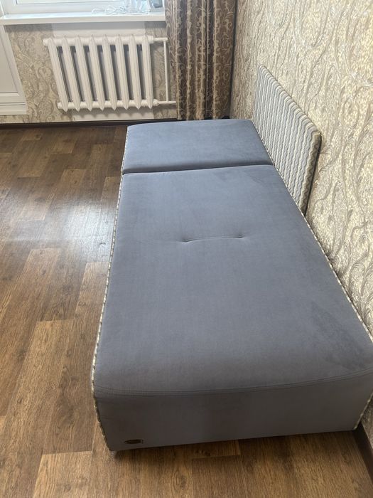 Диван подростковый