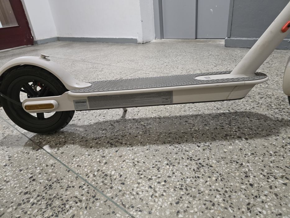 Vand trotineta electrica