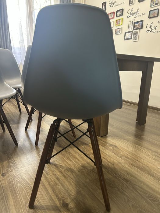 Трапезни столове 8 броя