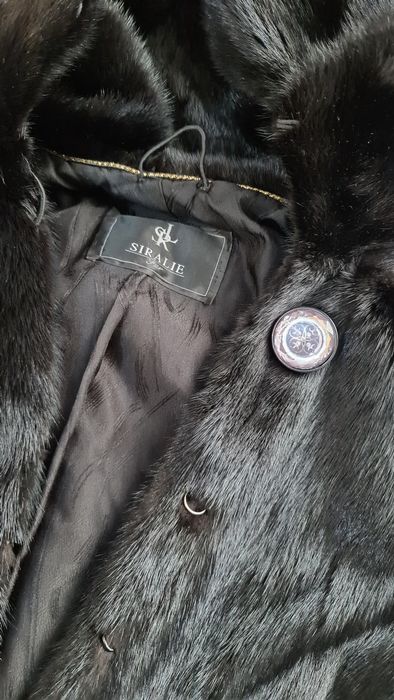 Продам норковую шубу