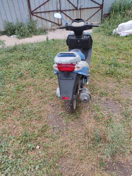 Мопед сатылады 100
