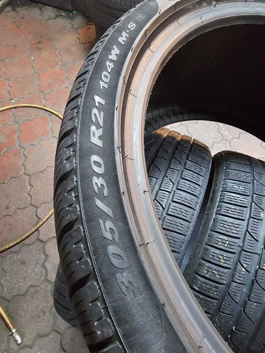 anvelope Pirelli  305/30/21 m&s iarna
