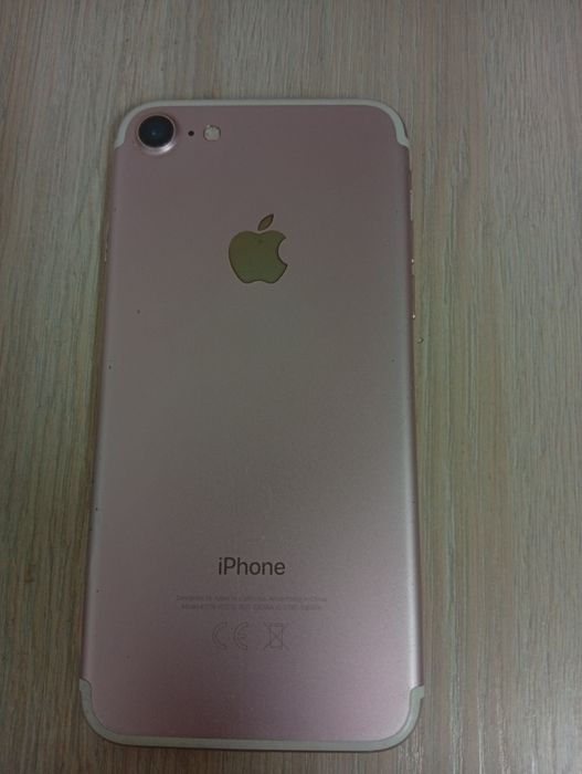 iPhone 7 бу     продам не дорого