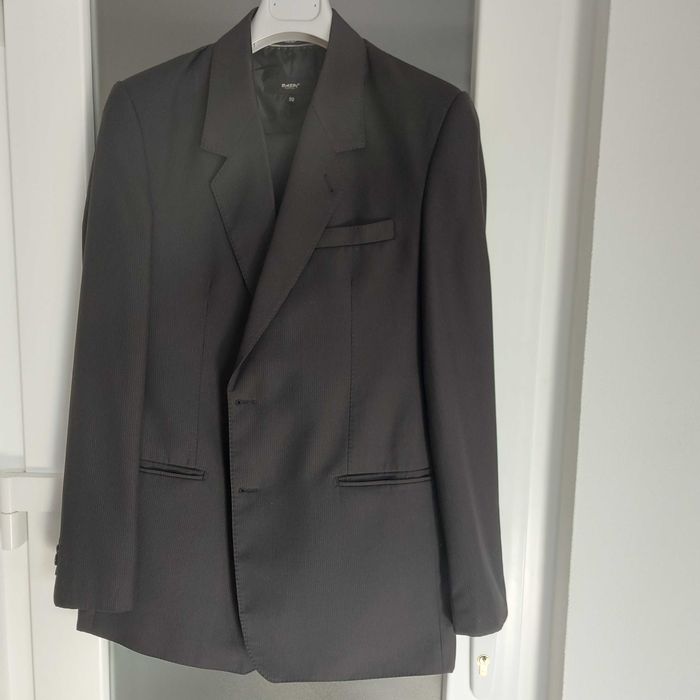 Costum barbatesc