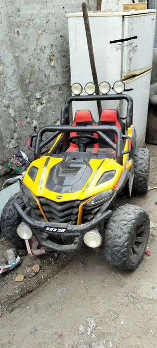Детский машина  4×4