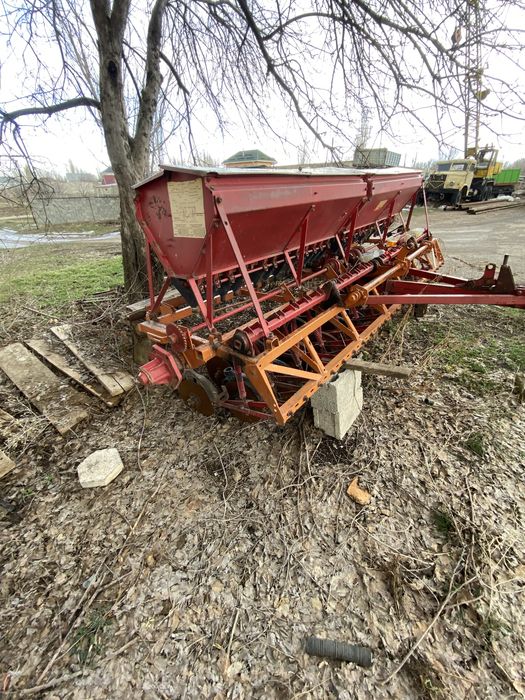 Сеялка зерновая нового образца