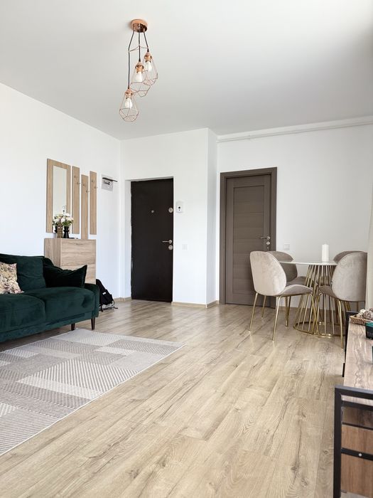 Persoana fizica vand Apartament, 2 camere, str Tineretului, parcare