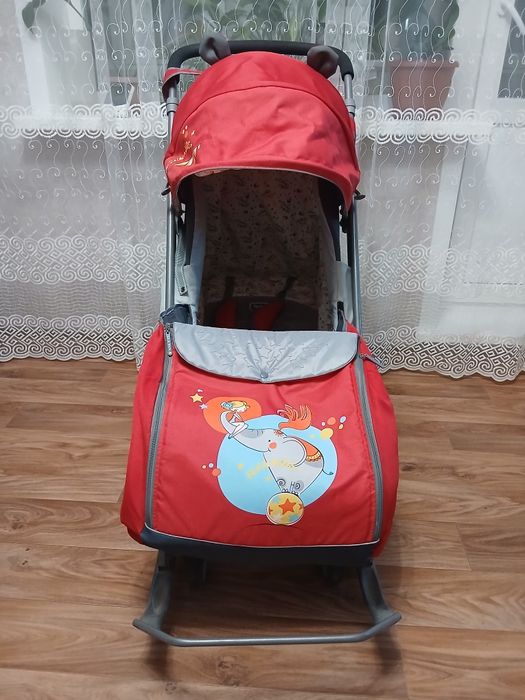 Продам санки коляску