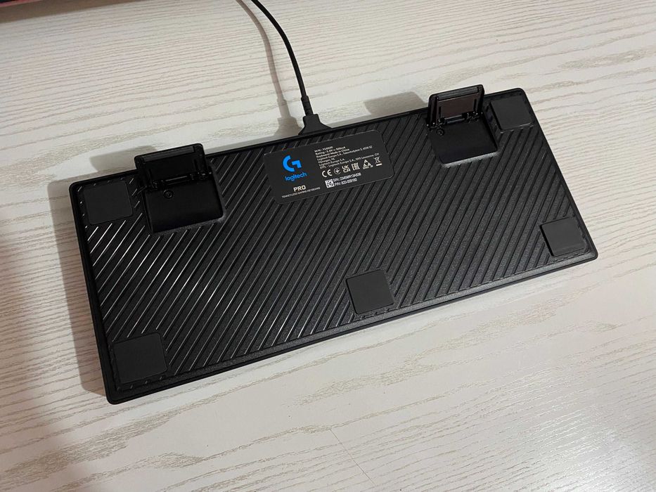 Клавиатура Logitech G Pro