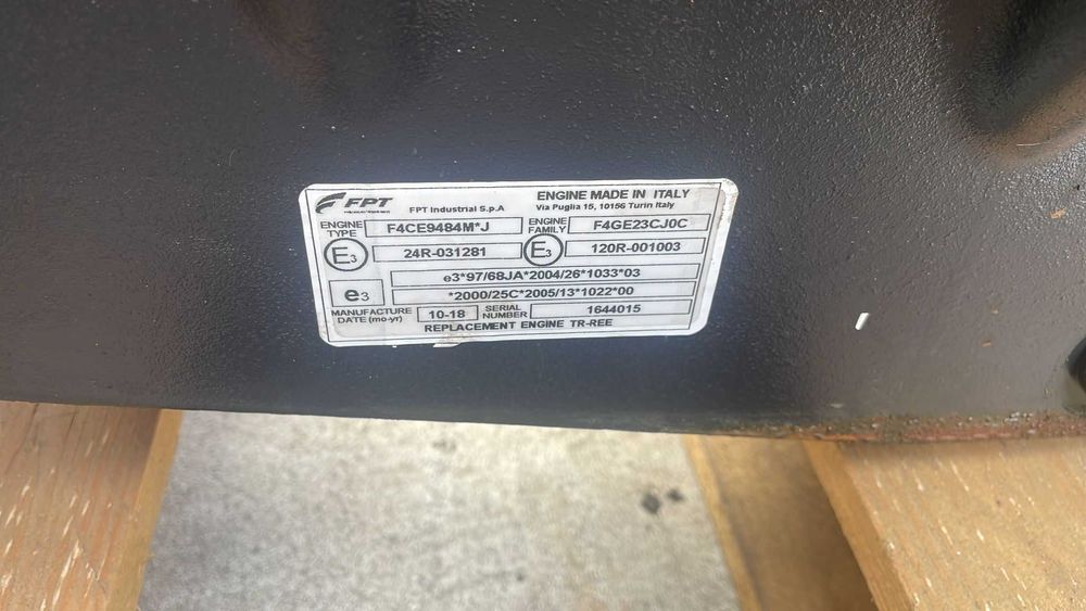 vand motor IVECO F4CE9484M sh