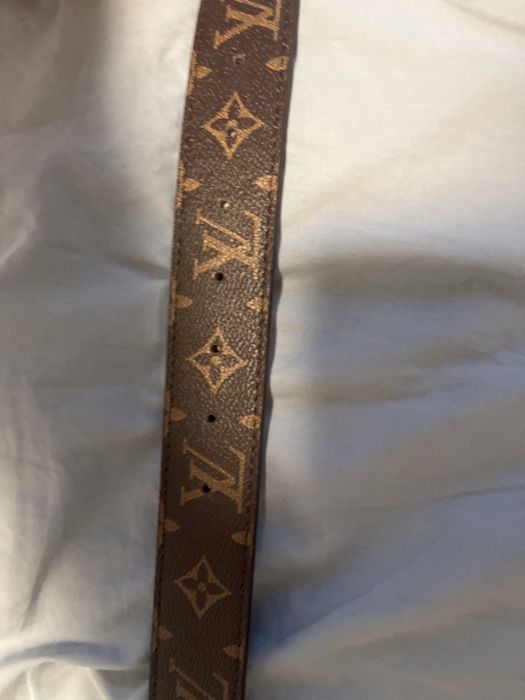 Колан чисто нов с такова за добавяне на дупки