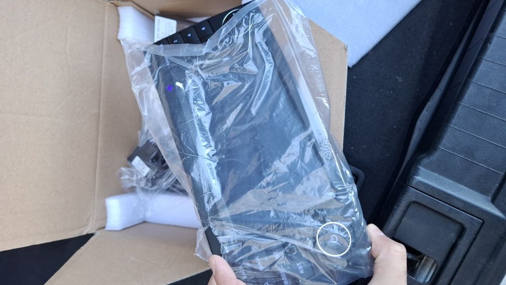 Мултимедиа за Mercedes E/CLS/C    Cllas