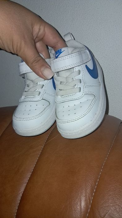 Adidasi nike copii 22