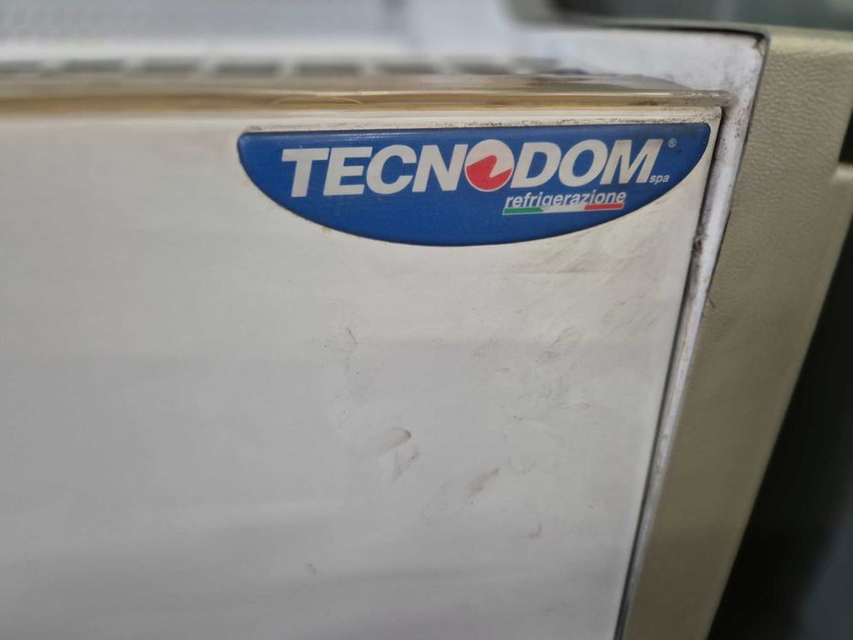 Хладилна витрина Mastercool охладител храни и напитки TECNODOM SPA