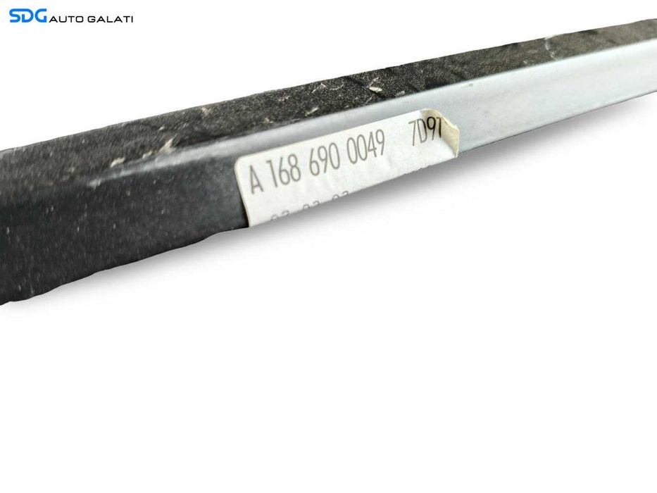 Rulou Tavita Polita Capac Portbagaj Mercedes Clasa A Class W168 1997 - 2004 Cod A1686900049 [LS0763]