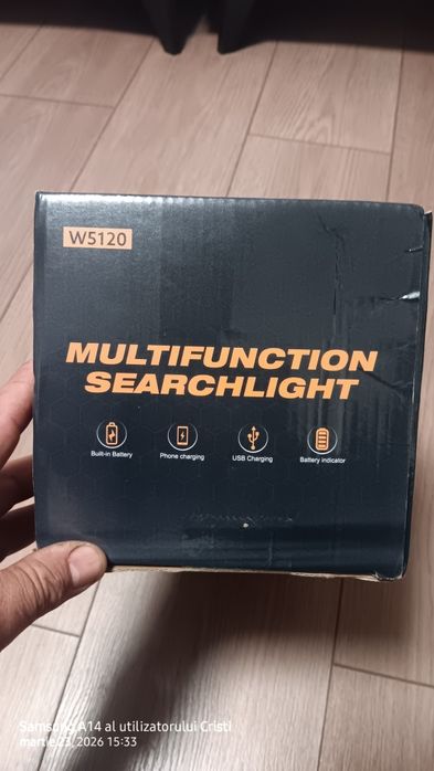 Lanterna led puternica bate la 500 m