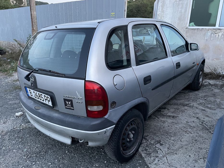 Опел Корса 1.2 4/5врати 2000г На Части