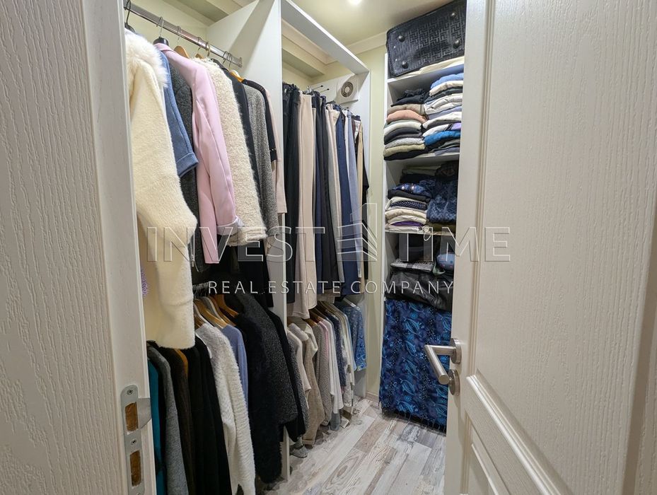 Продава се Тристаен апартамент в к.к. Св.Св. Константин и Елена - 101 кв.м за 2921 €/кв.м - Снимка #5