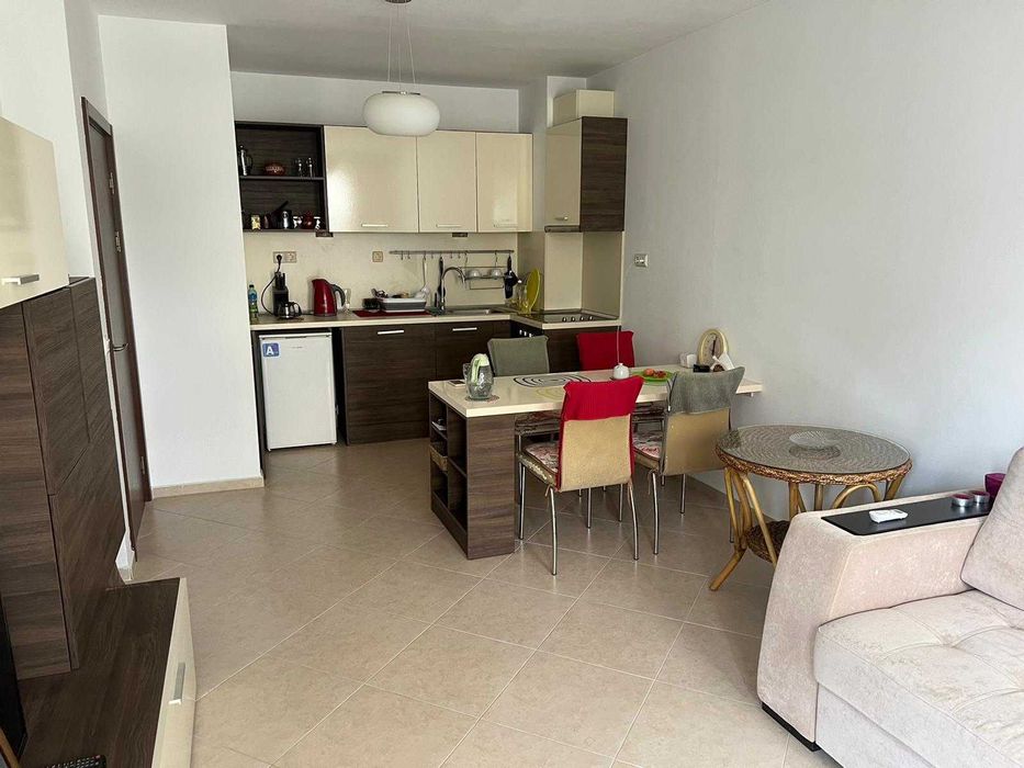 Продава се Двустаен апартамент в к.к. Слънчев бряг - 60 кв.м за 1467 €/кв.м - Снимка #2