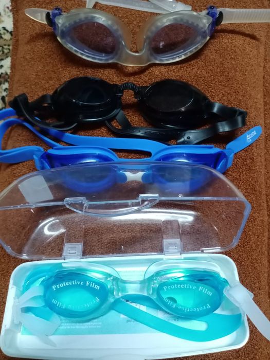 Очки для плавания