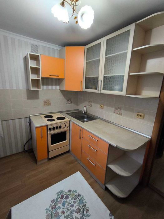 Продам 2-комнатную квартиру