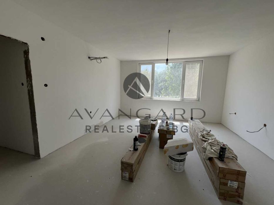 Продава се Тристаен апартамент в Пловдив, Кършияка - 86 кв.м за 1896 €/кв.м - Снимка #2