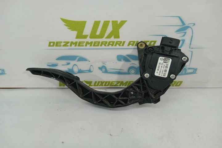 Pedala acceleratie 180100879r Renault Duster 2 seria