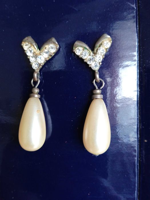 Колие и Обеци Swarovski