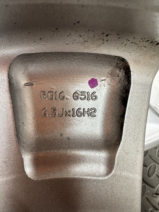 16 цола 5х114.3 - Dacia-Nissan-Renault-Toyota