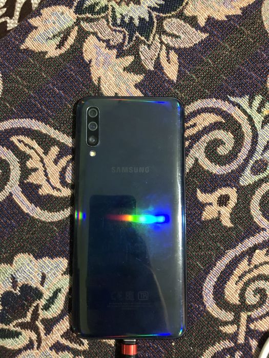 Samsung A50 Продоется