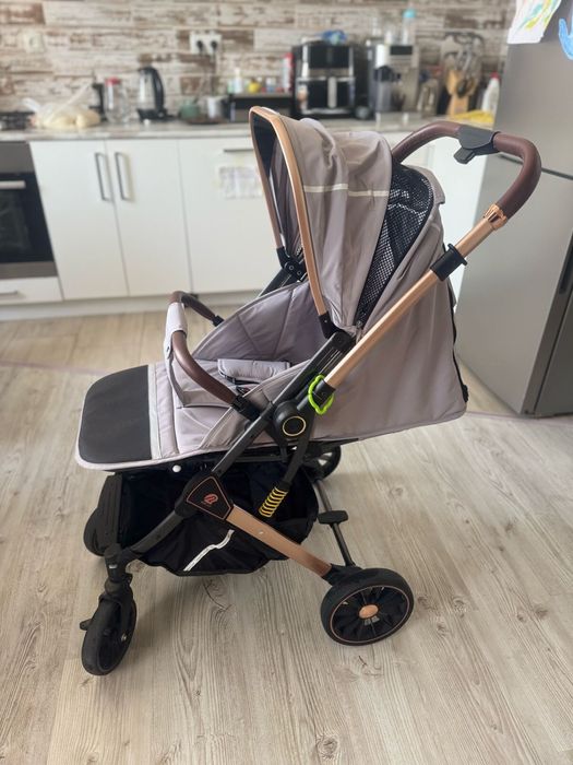 Прогулочная коляска New lux