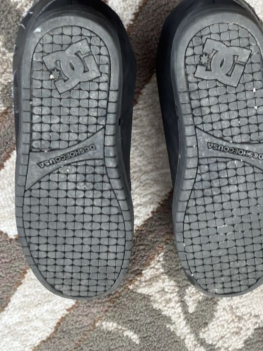 Дутые кроссовки DC SHOES